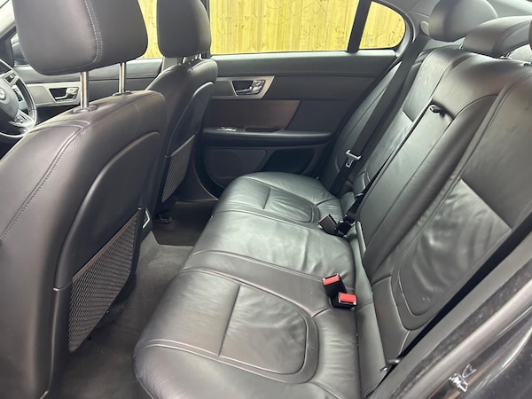Used Jaguar XF 2013 for sale - 73657029: Photo 18