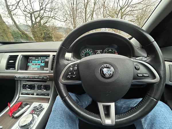 Used Jaguar XF 2013 for sale - 73657029: Photo 30