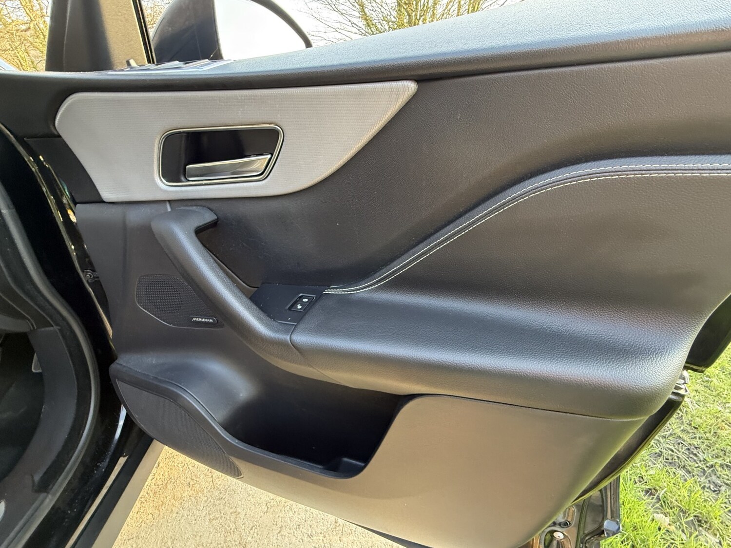 Used Jaguar F-Pace 2016 for sale - 78213603: Photo 40