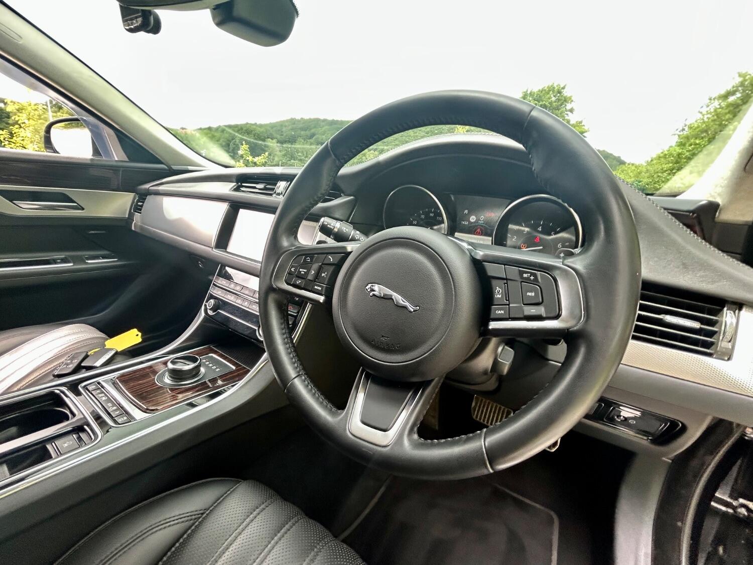 Used Jaguar XF 2019 for sale - 76794134: Photo 34