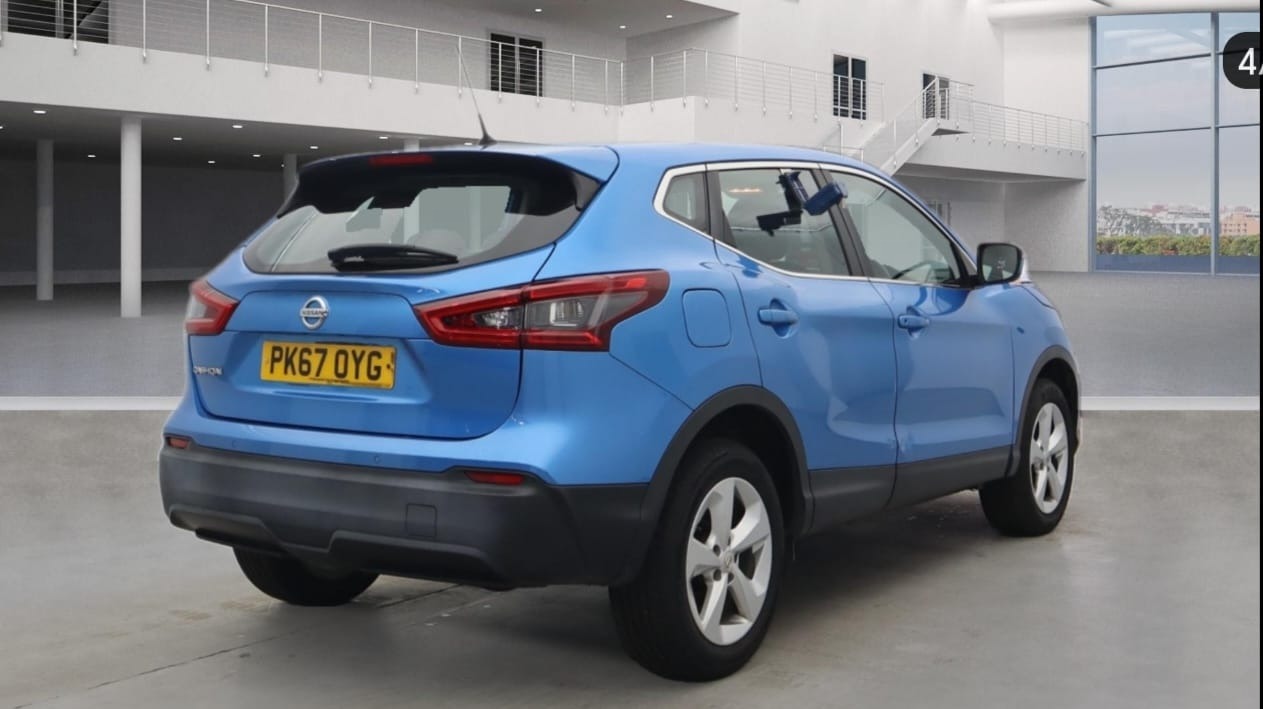 Used Nissan Qashqai 2017 for sale - 77675617: Photo 4