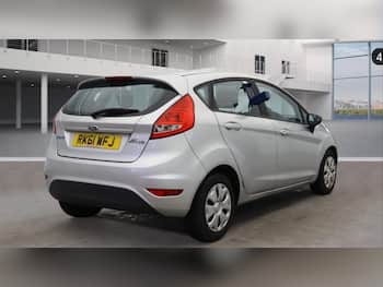 Used Ford Fiesta 2011 for sale - 79740107: Photo