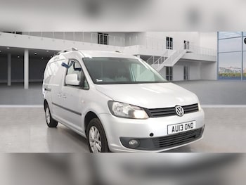 Used Volkswagen Caddy Maxi 2013 for sale - 76194229: Photo 2