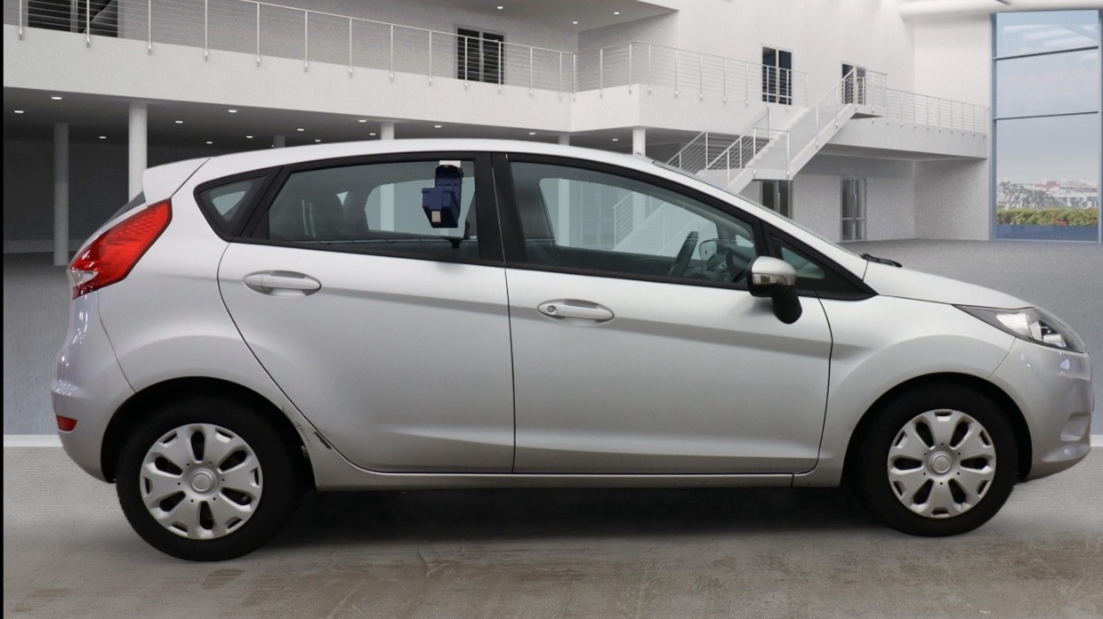 Used Ford Fiesta 2011 for sale - 77977366: Photo 5