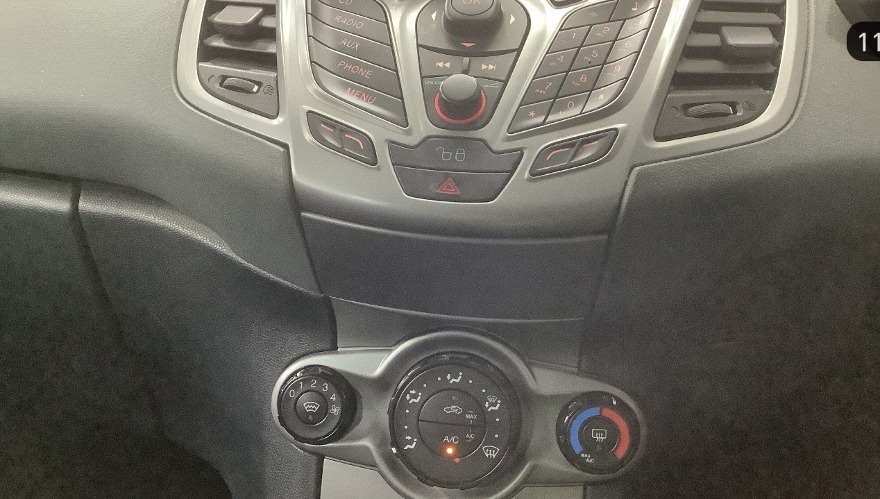 Used Ford Fiesta 2011 for sale - 77977366: Photo 9