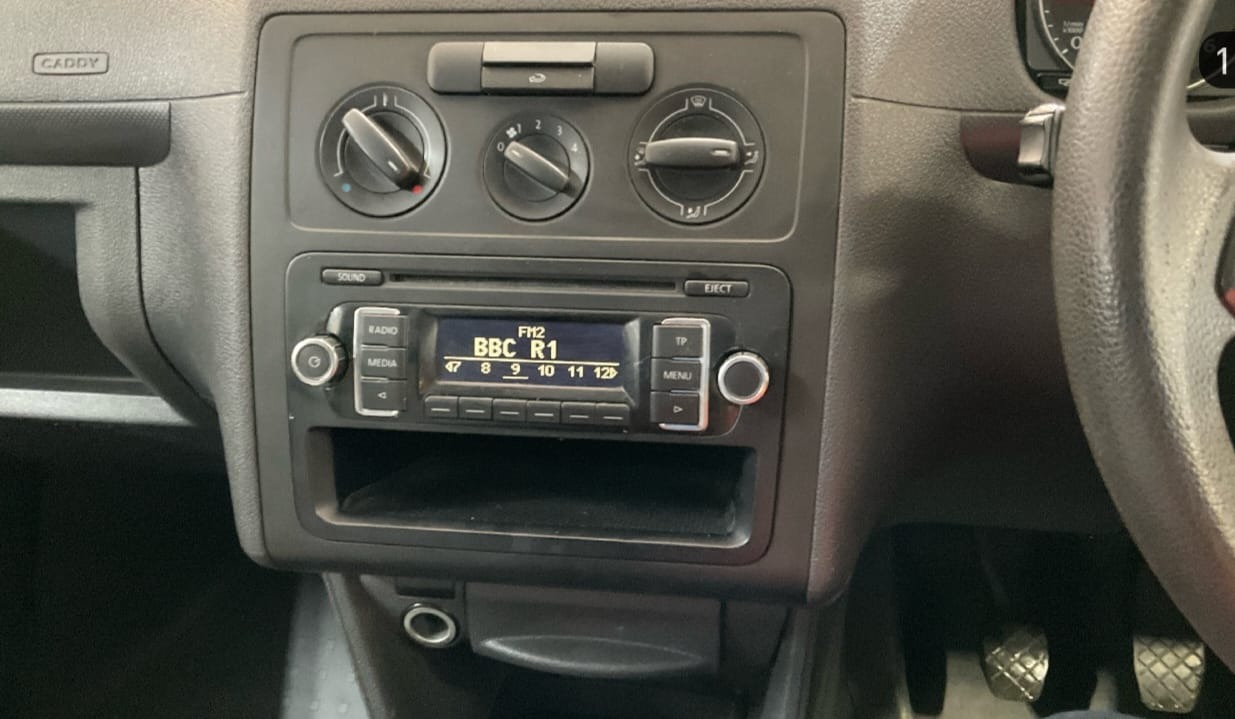 Used Volkswagen Caddy Maxi 2012 for sale - 76410395: Photo 9