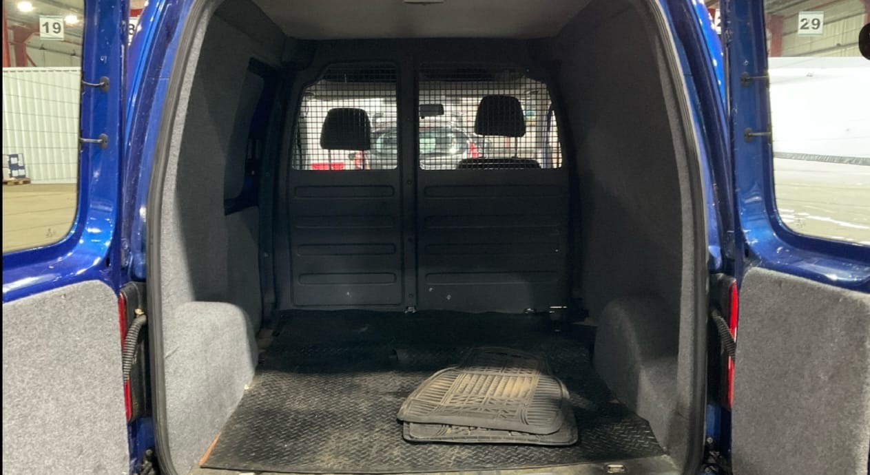 Used Volkswagen Caddy 2015 for sale - 76410311: Photo 10