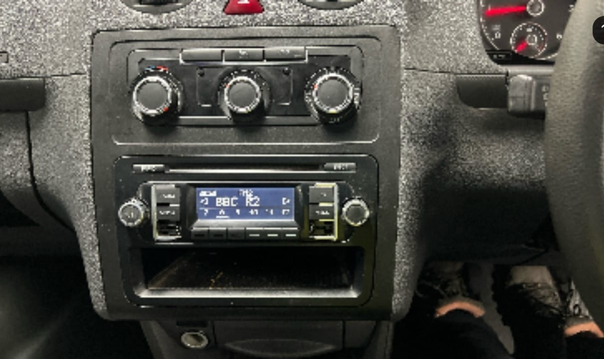 Used Volkswagen Caddy 2015 for sale - 77675755: Photo 9