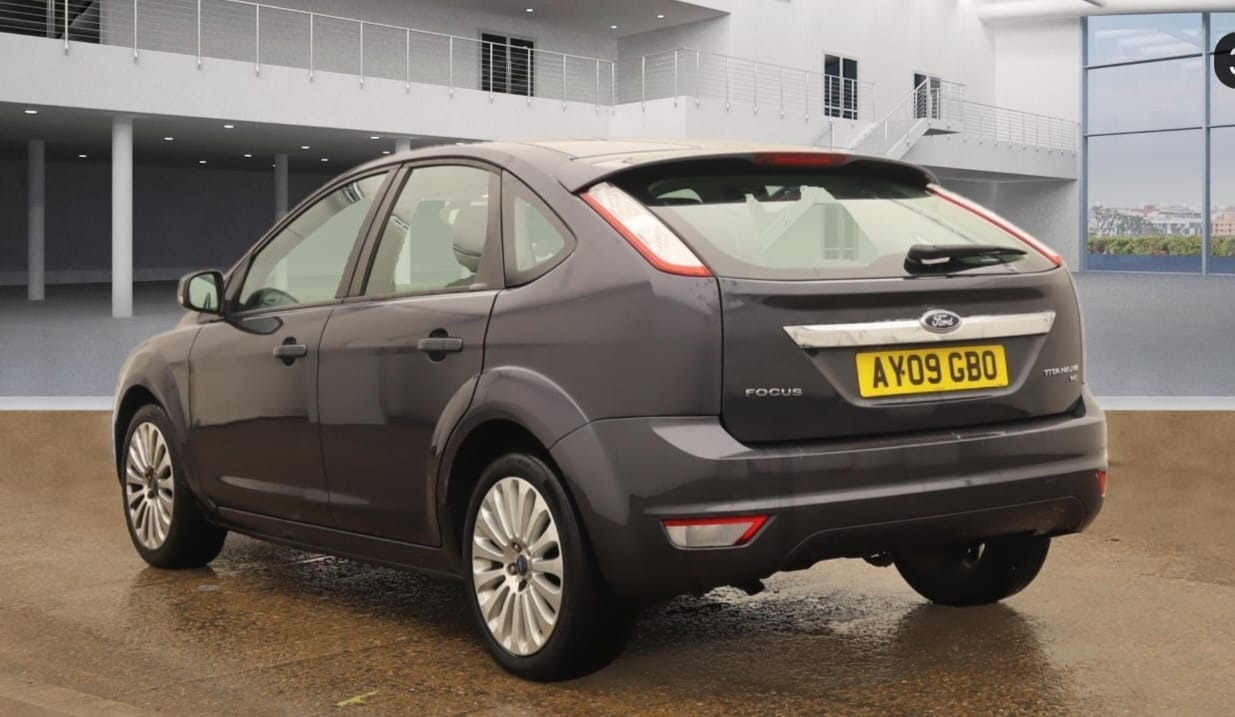 Used Ford Focus 2009 for sale - 76411966: Photo 3