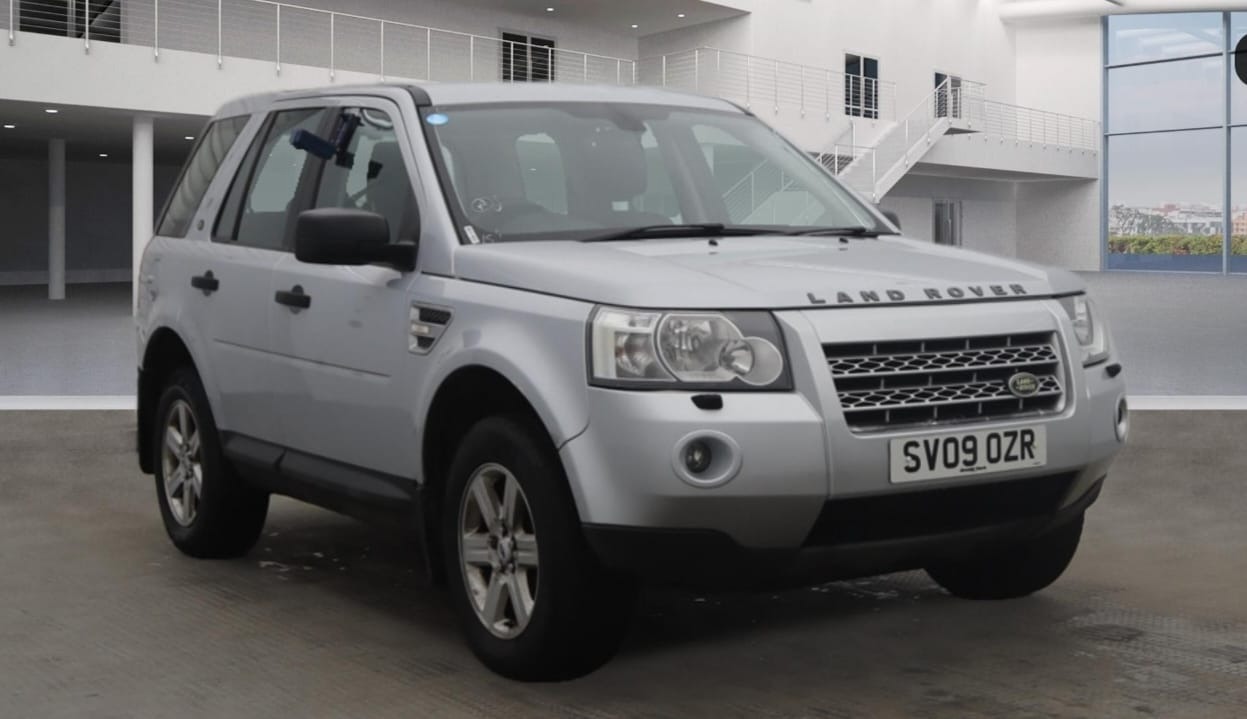 Used Land Rover Freelander 2009 for sale - 76141980: Photo 2