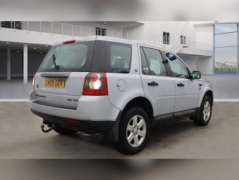 Used Land Rover Freelander 2009 for sale - 76141980: Photo
