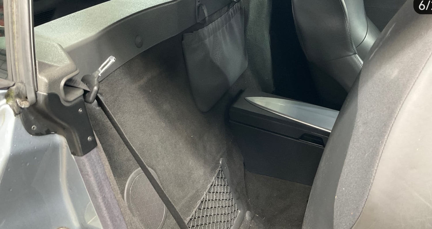 Used Chrysler Crossfire 2004 for sale - 77073347: Photo 9