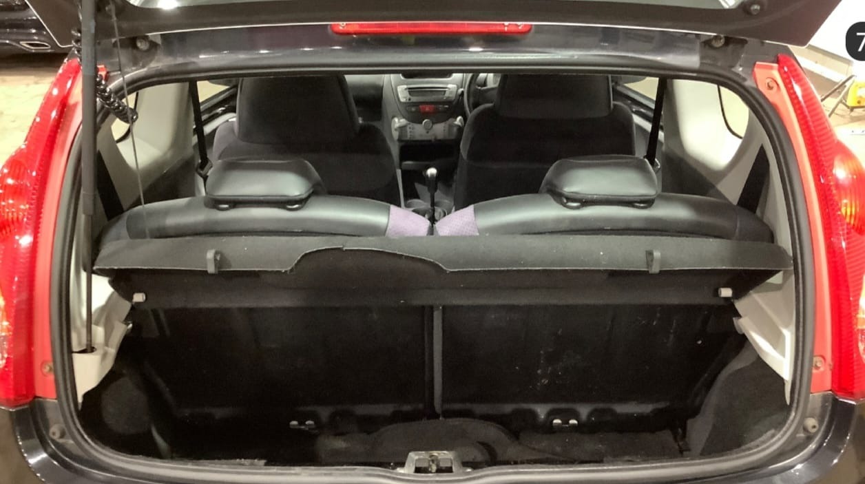 Used Peugeot 107 2011 for sale - 76410401: Photo 11