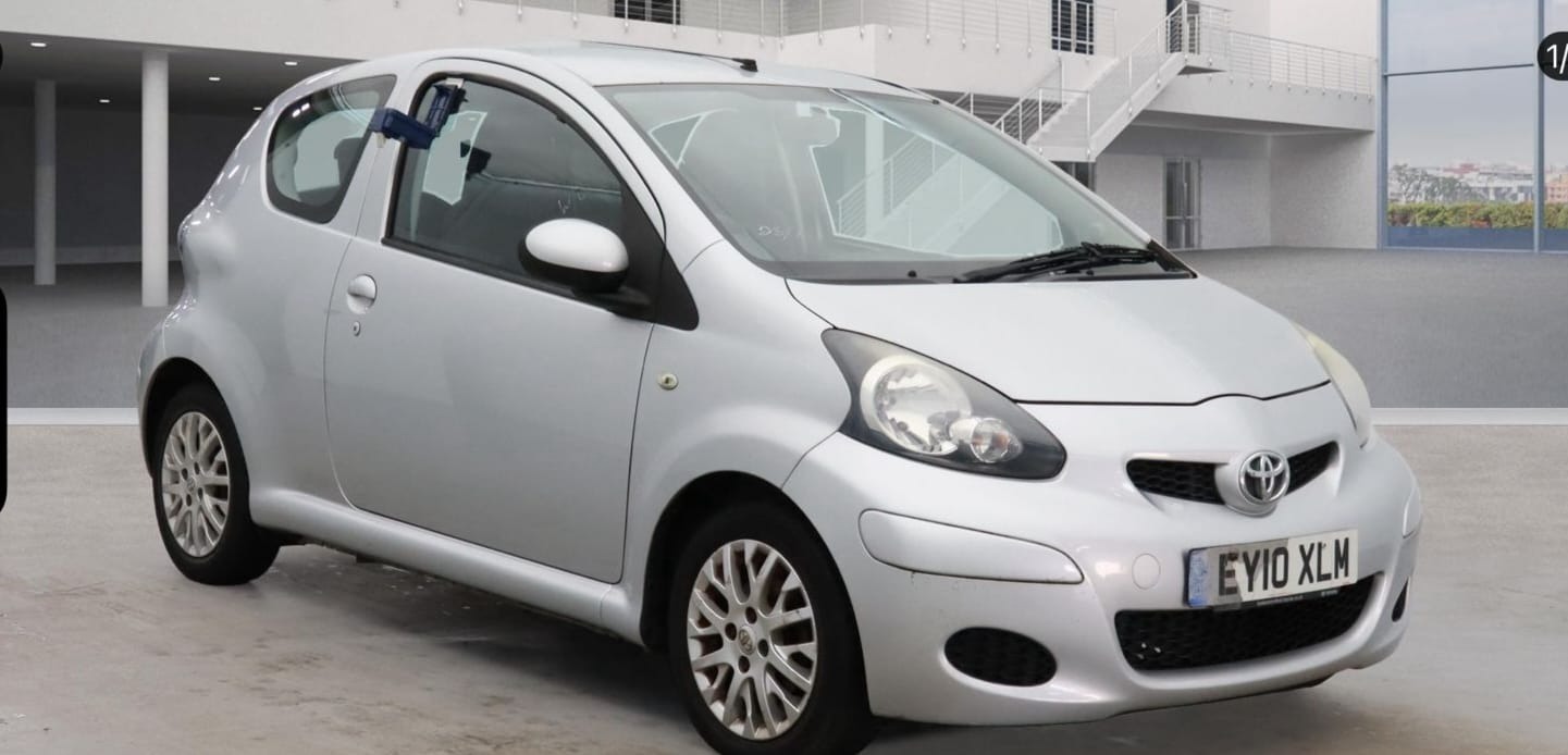 Used Toyota AYGO 2010 for sale - 76410752: Photo 4