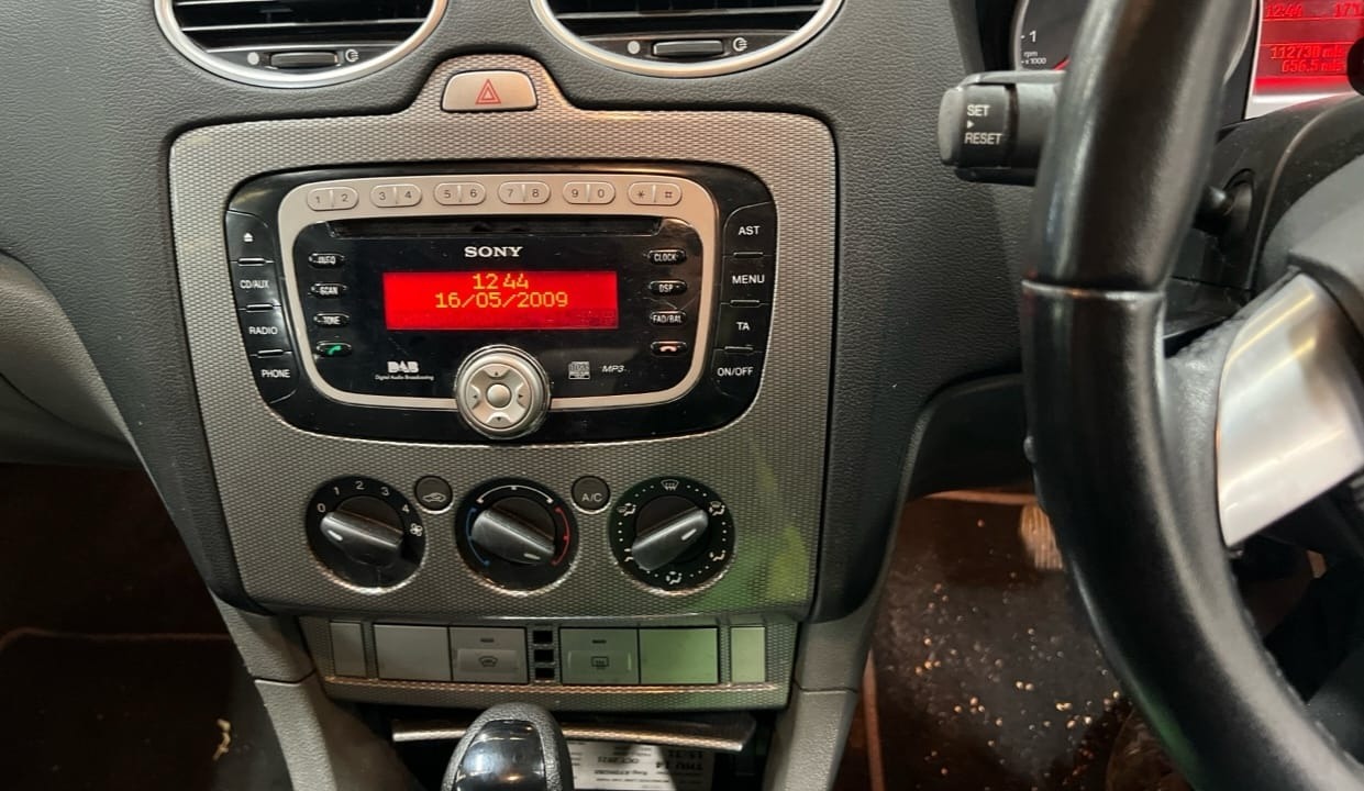 Used Ford Focus 2009 for sale - 76141071: Photo 8