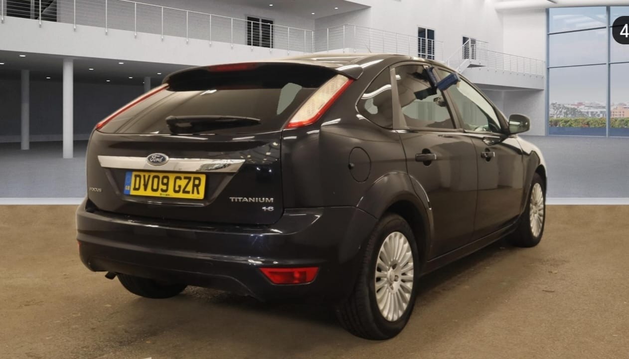 Used Ford Focus 2009 for sale - 77400094: Photo 4