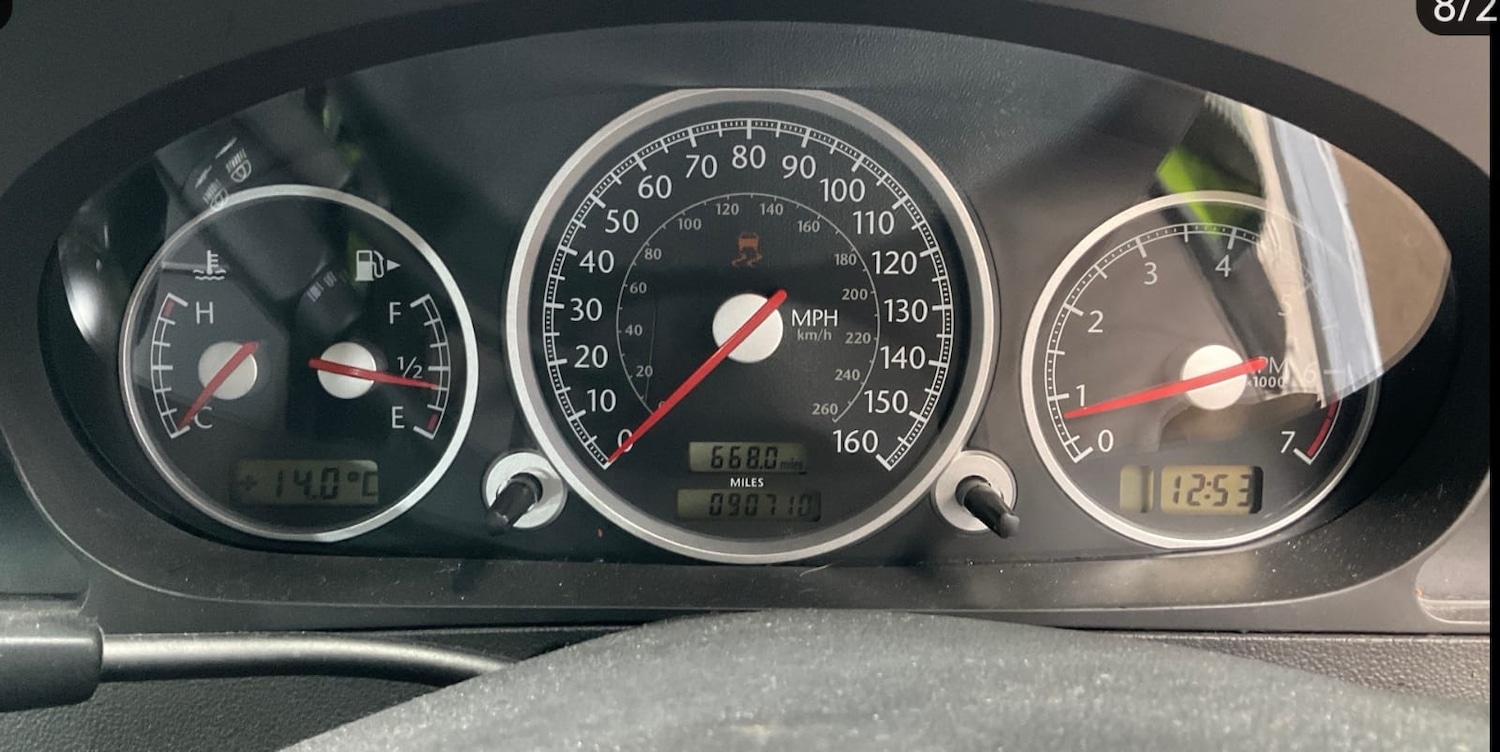 Used Chrysler Crossfire 2004 for sale - 77206548: Photo 6