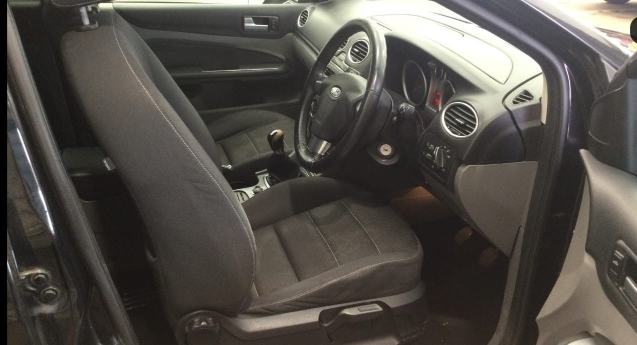 Used Ford Focus 2009 for sale - 77676421: Photo 5