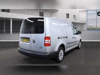 Used Volkswagen Caddy Maxi 2012 for sale - 77675632: Photo