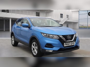 Used Nissan Qashqai 2017 for sale - 77399587: Photo
