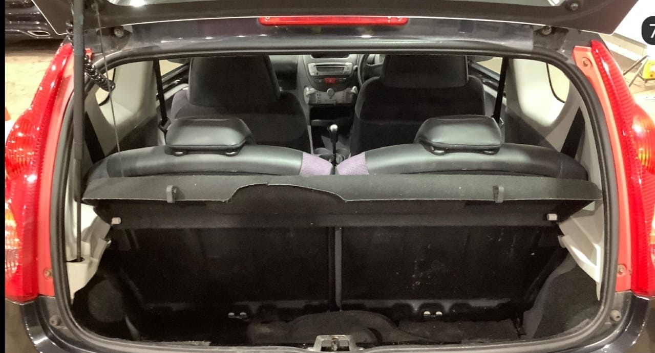 Used Peugeot 107 2011 for sale - 77400097: Photo 11