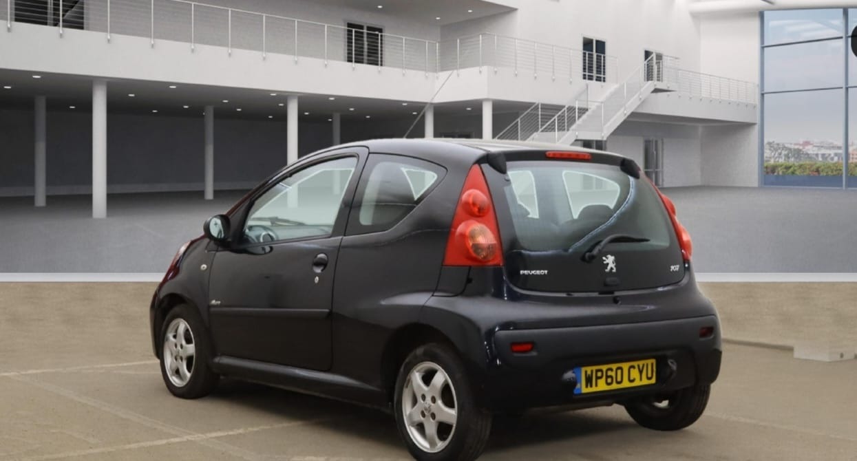 Used Peugeot 107 2011 for sale - 77400097: Photo 3