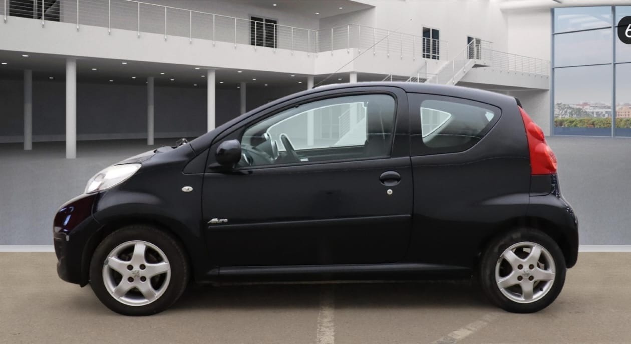 Used Peugeot 107 2011 for sale - 77400097: Photo 6