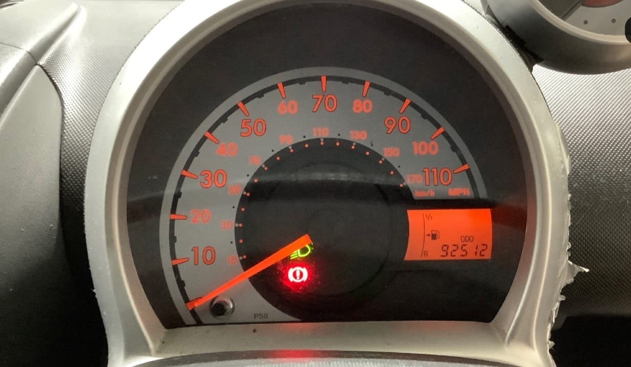 Used Peugeot 107 2011 for sale - 77400097: Photo 8