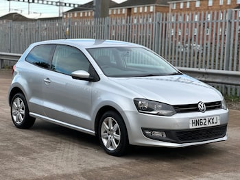 Used Volkswagen Polo 2012 for sale - 77053769: Photo
