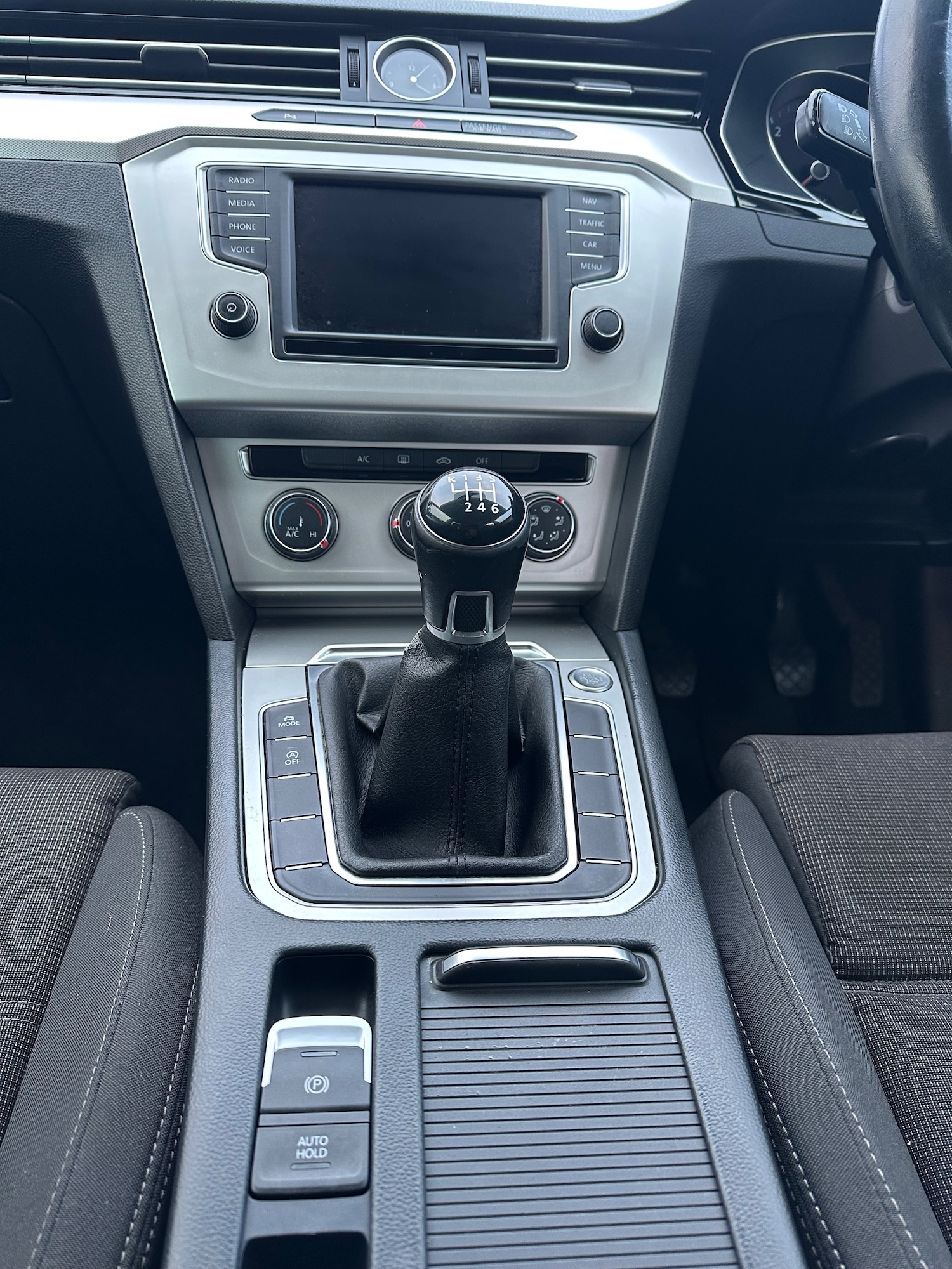 Used Volkswagen Passat 2015 for sale - 77558750: Photo 14