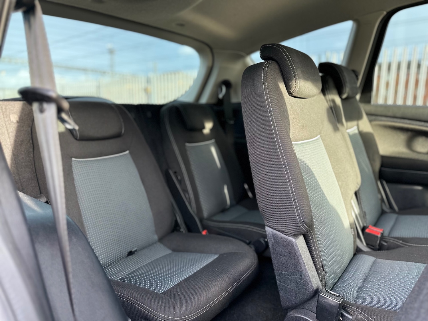 Used Ford S-Max 2012 for sale - 77532364: Photo 14