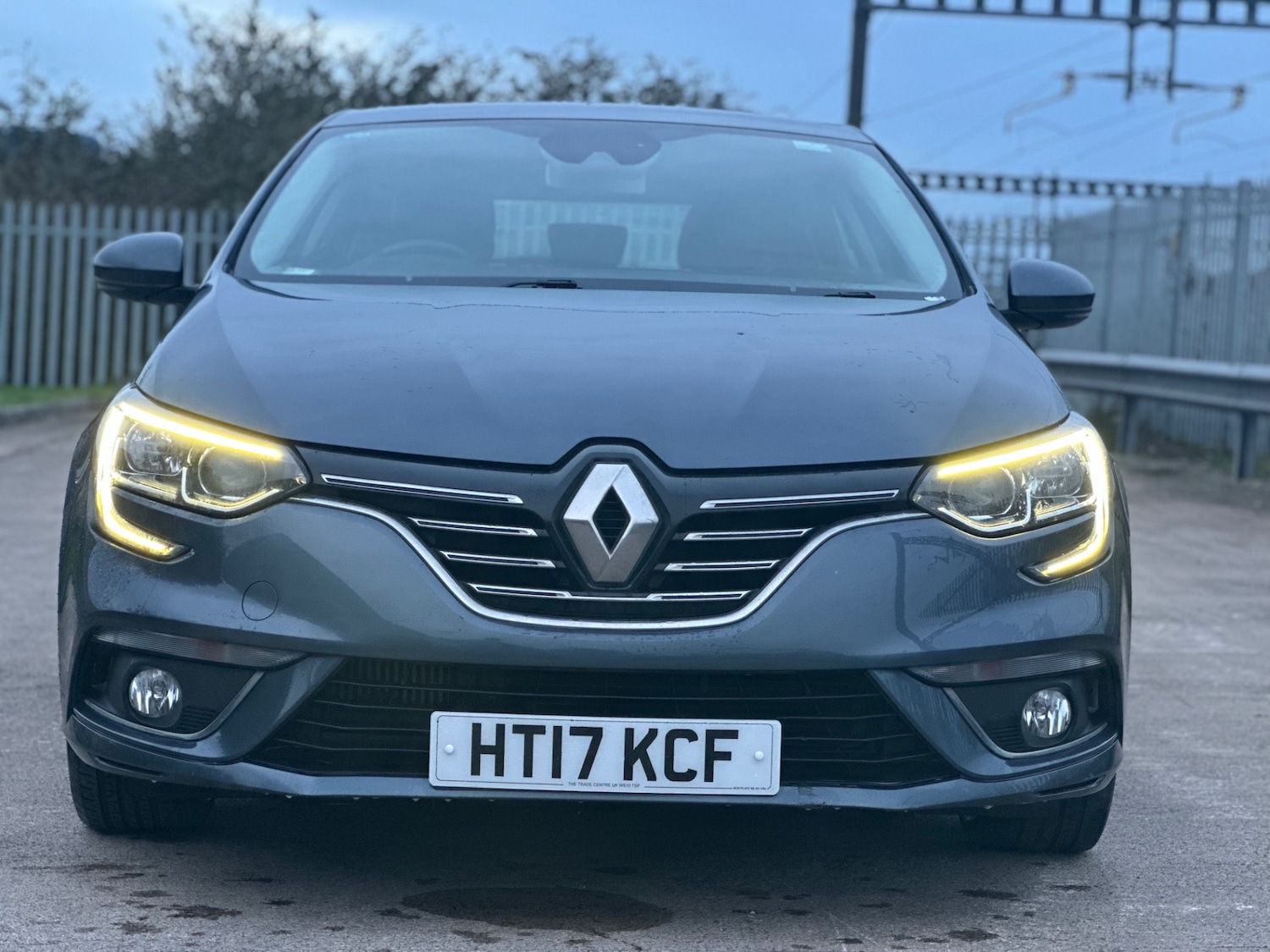 Used Renault Megane 2017 for sale - 76585620: Photo 3