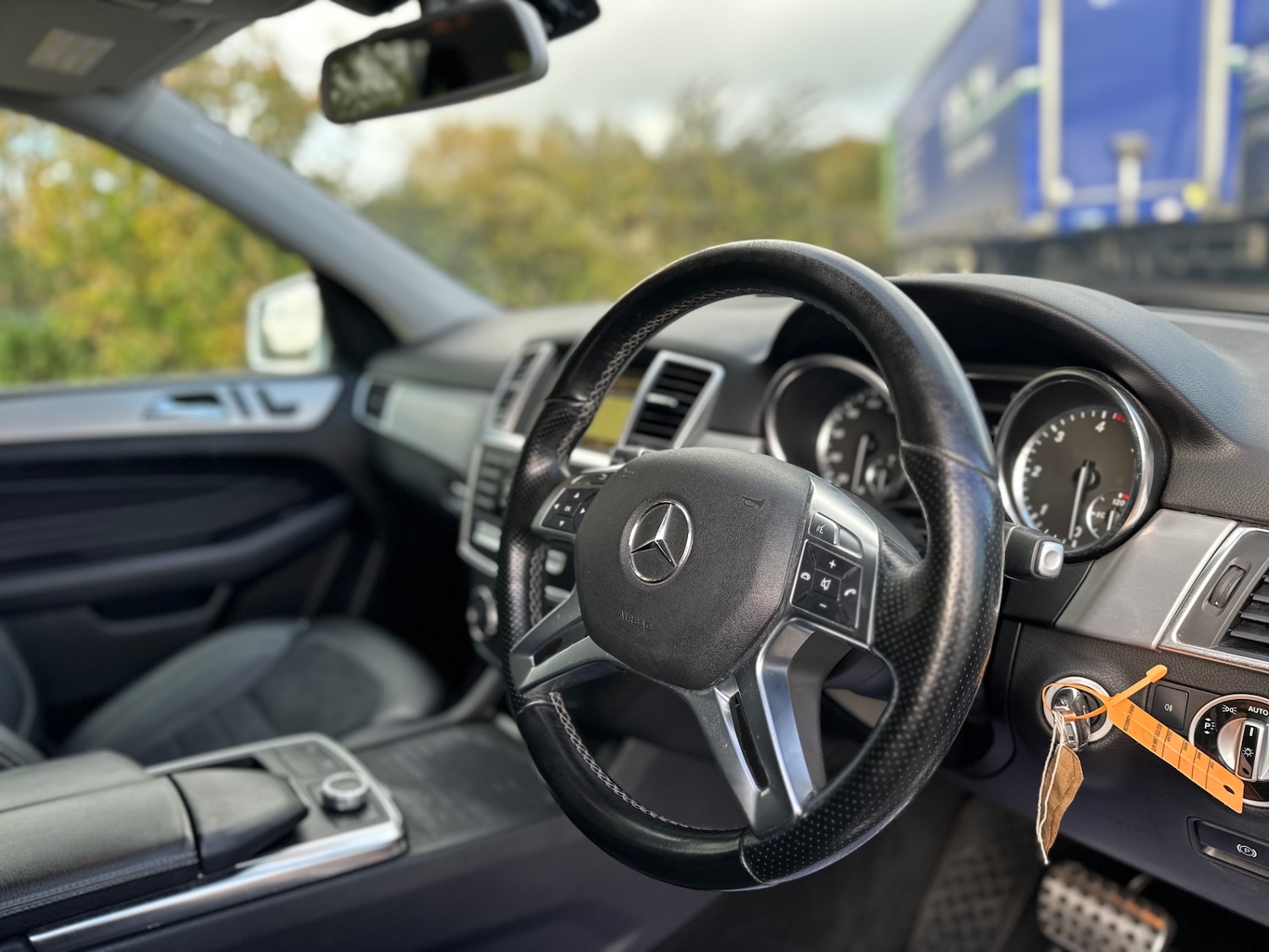 Used Mercedes-Benz M Class 2012 for sale - 76447643: Photo 15