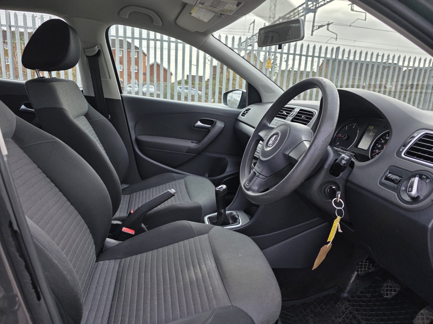 Used Volkswagen Polo 2011 for sale - 77792997: Photo 15