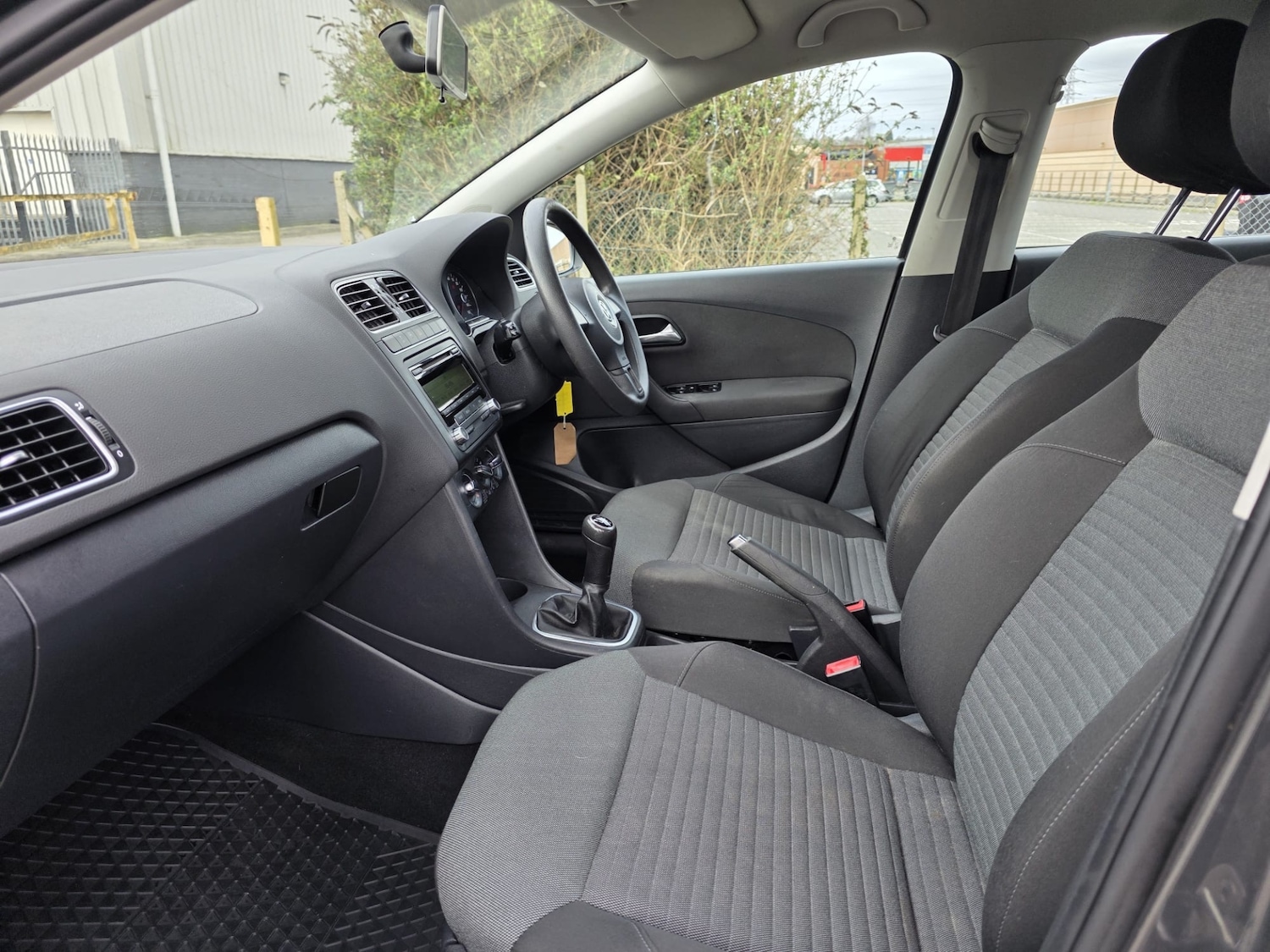 Used Volkswagen Polo 2011 for sale - 77792997: Photo 16