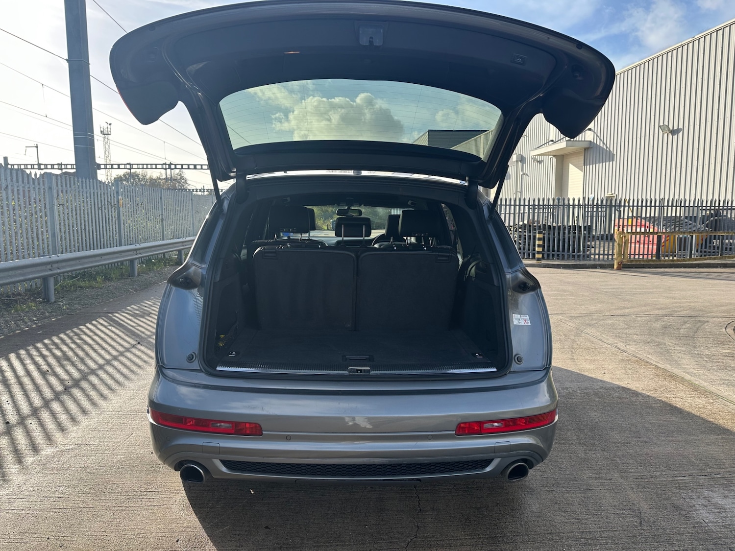 Used Audi Q7 2013 for sale - 76585614: Photo 11