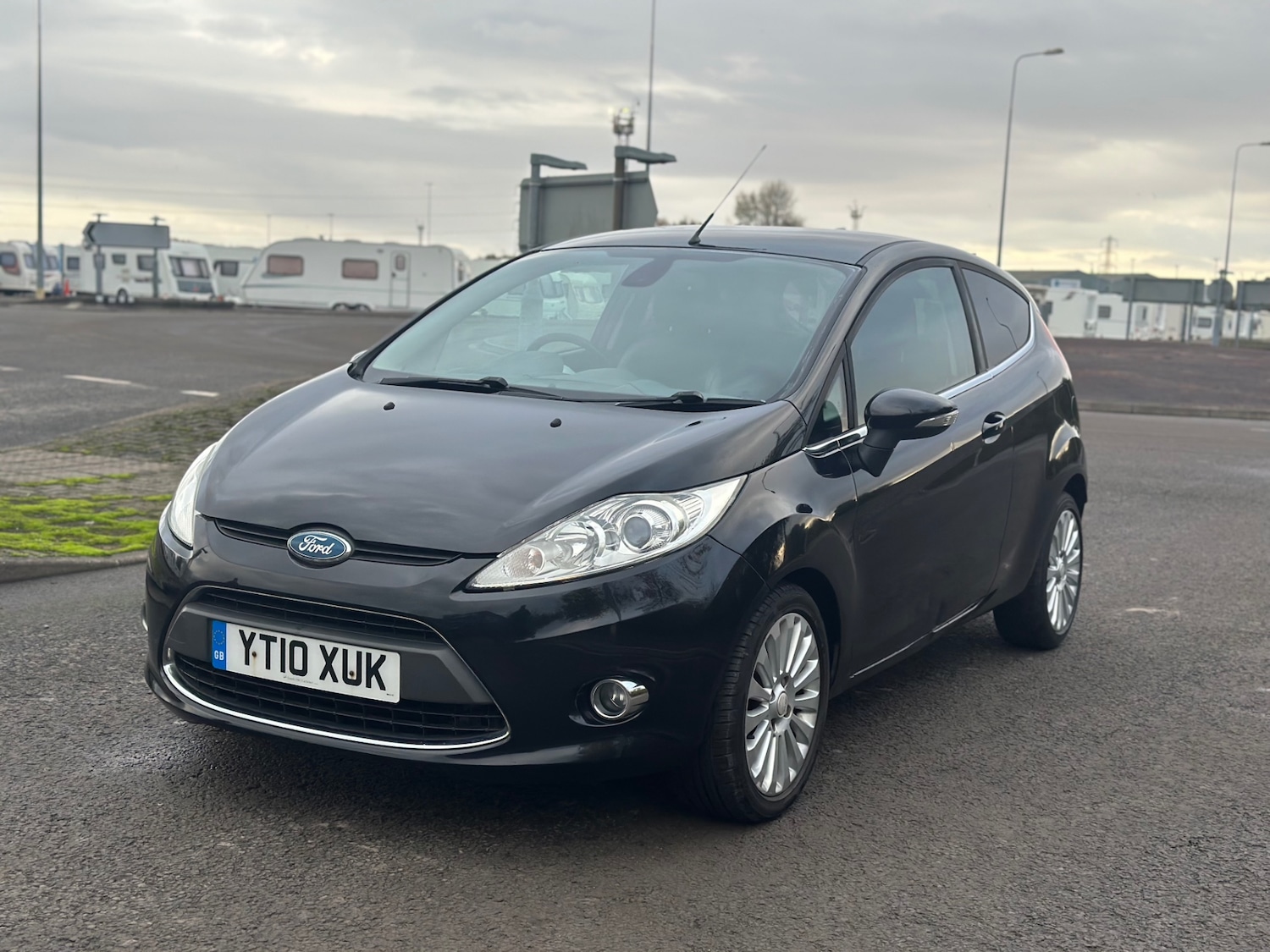 Used Ford Fiesta 2010 for sale - 76504457: Photo 3