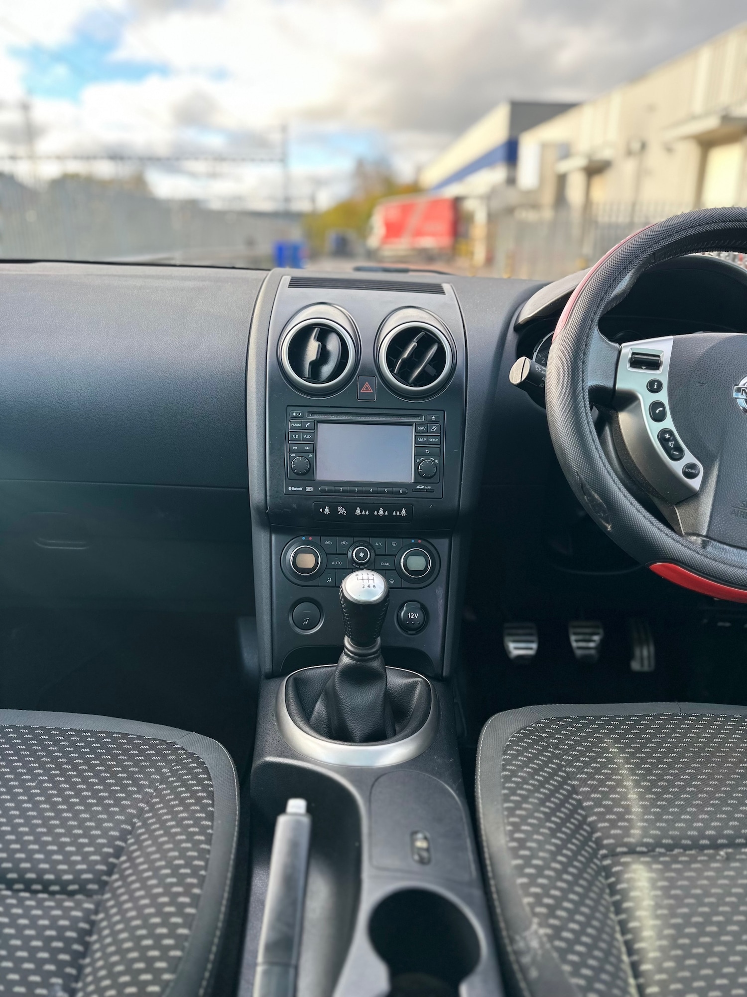 Used Nissan Qashqai 2009 for sale - 76710482: Photo 13