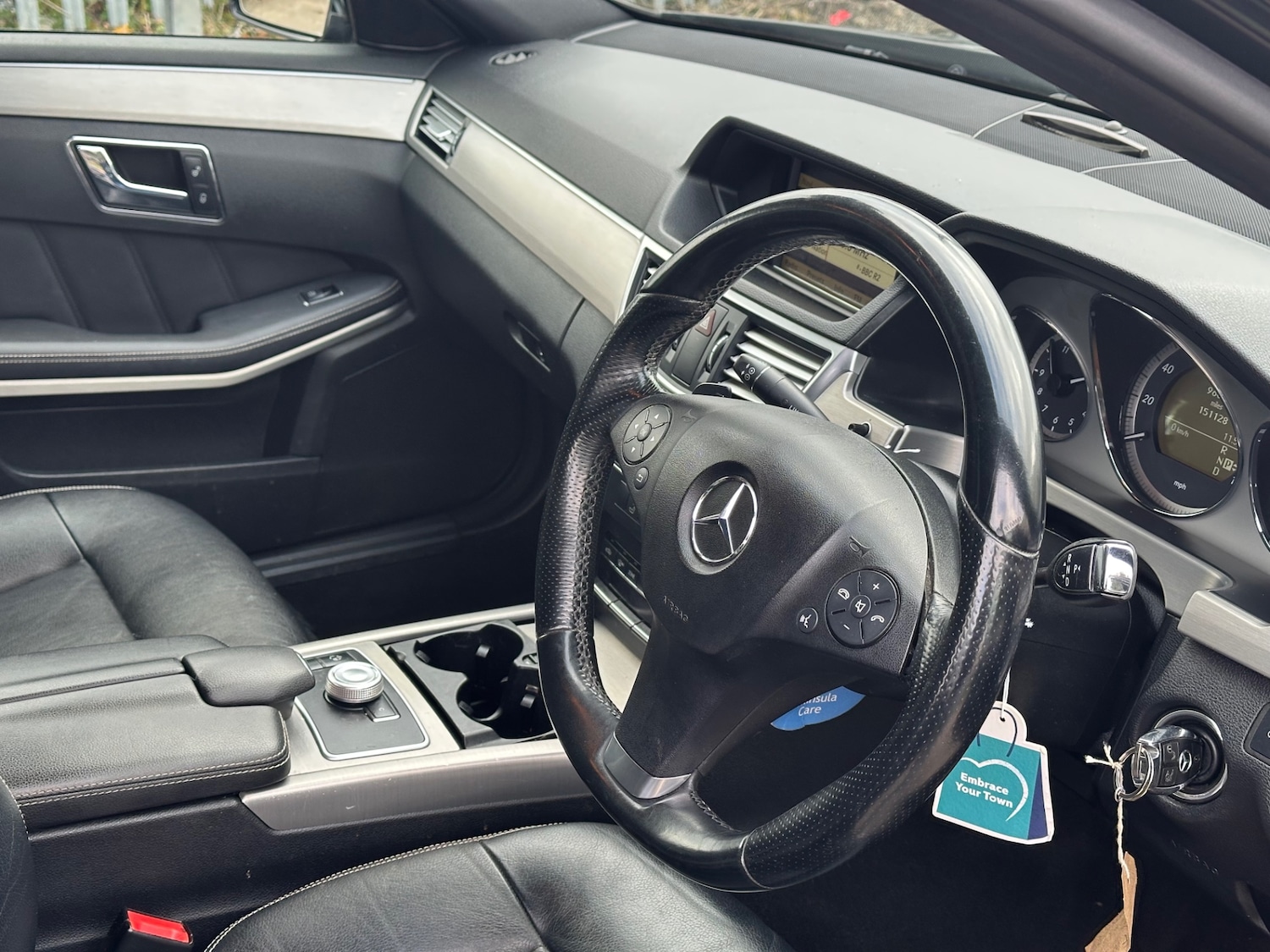 Used Mercedes-Benz E Class 2011 for sale - 77632597: Photo 11