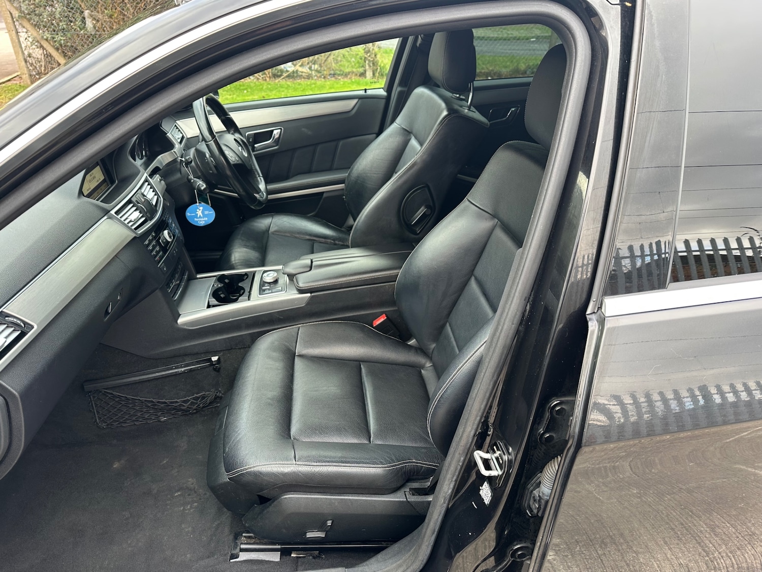 Used Mercedes-Benz E Class 2011 for sale - 77632597: Photo 13