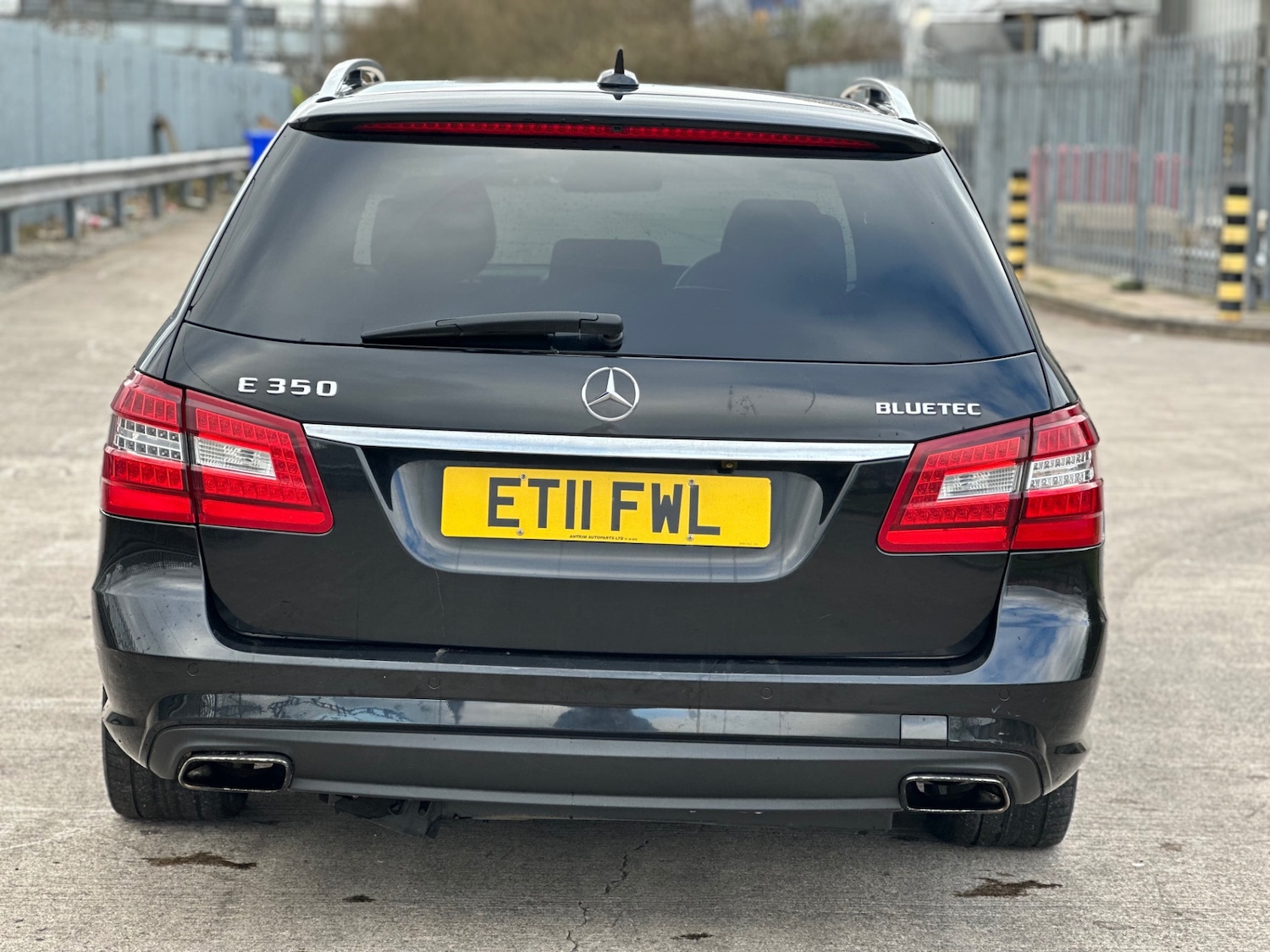 Used Mercedes-Benz E Class 2011 for sale - 77632597: Photo 5