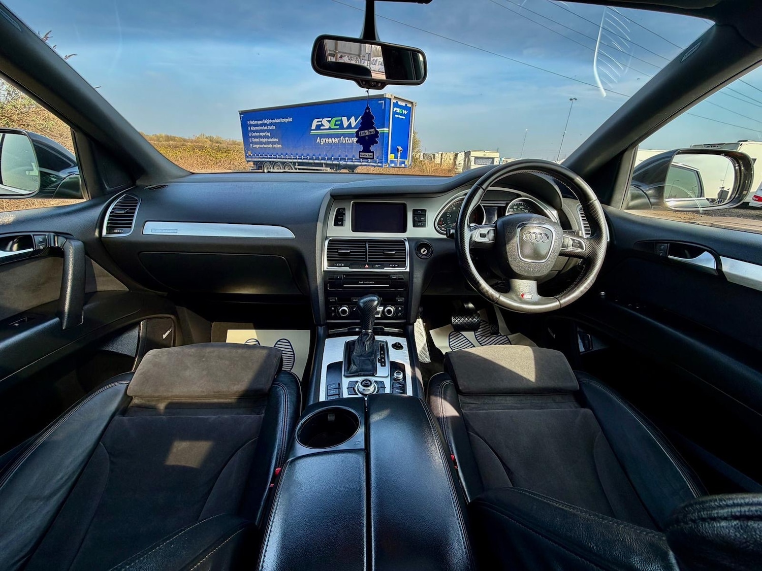 Used Audi Q7 2010 for sale - 77979669: Photo 11