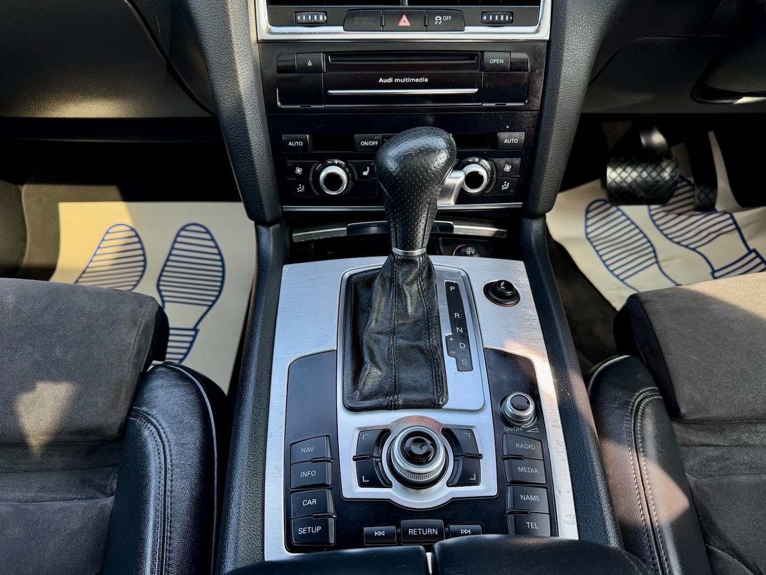 Used Audi Q7 2010 for sale - 77979669: Photo 19