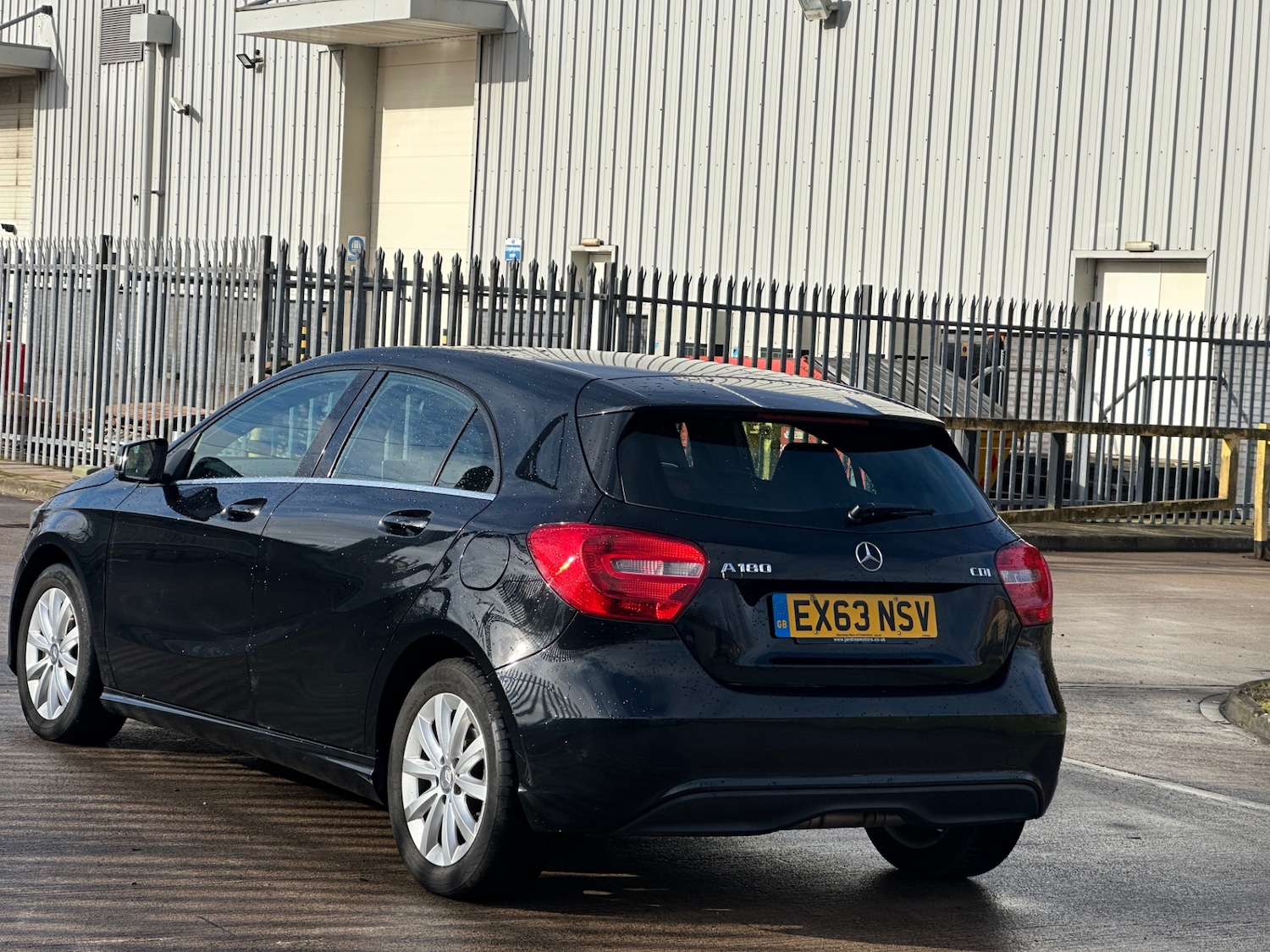 Used Mercedes-Benz A-Class 2013 for sale - 77632551: Photo 4