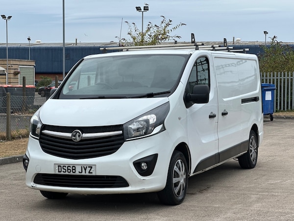 Used Vauxhall Vivaro 2018 for sale - 75271824: Photo 3