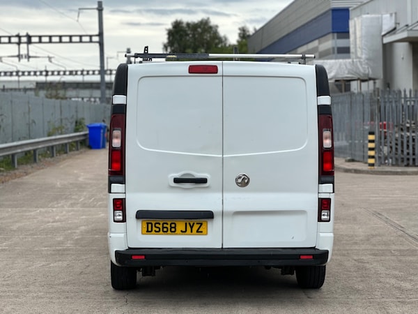 Used Vauxhall Vivaro 2018 for sale - 75271824: Photo 5