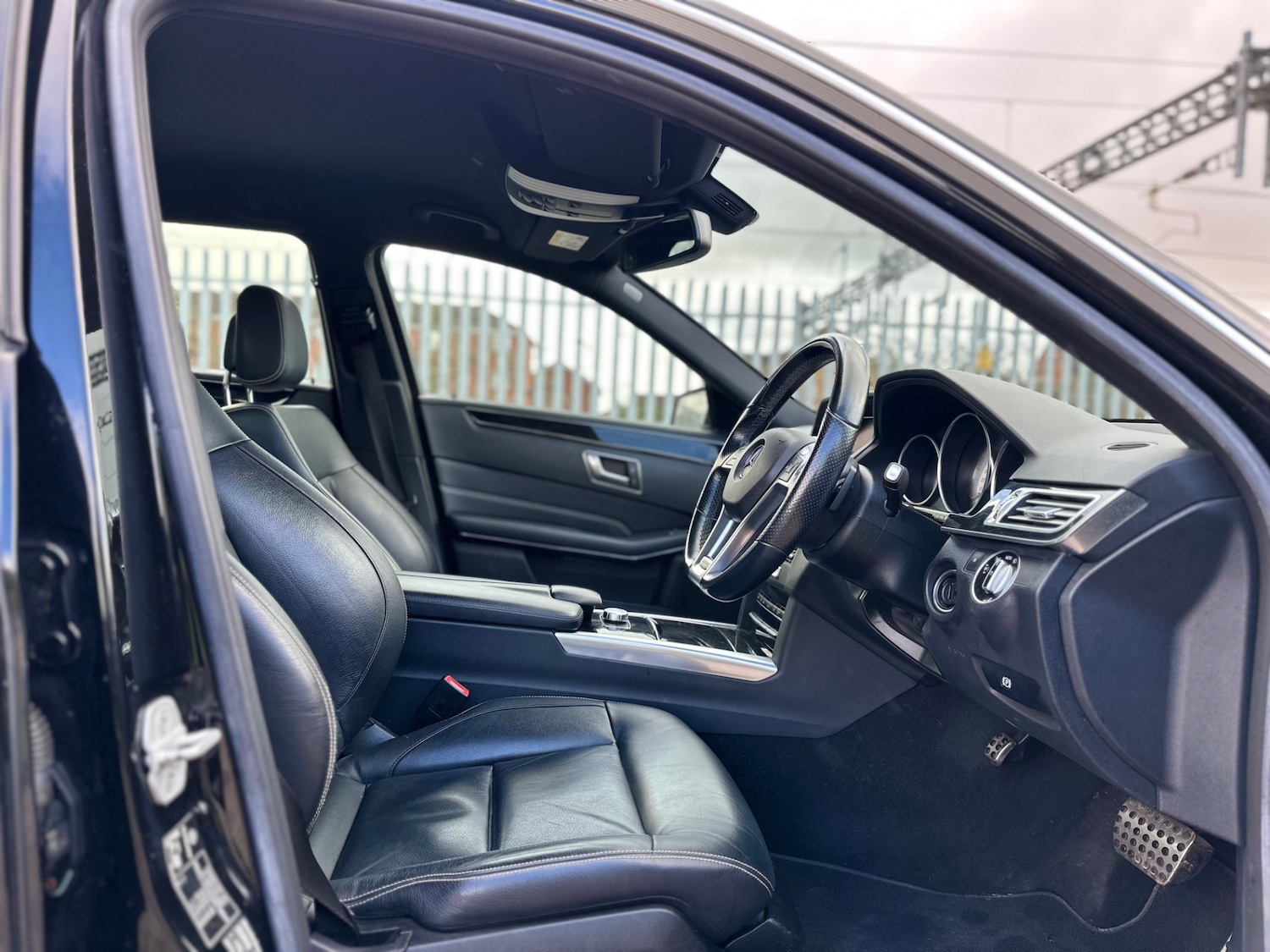 Used Mercedes-Benz E Class 2013 for sale - 77558702: Photo 10