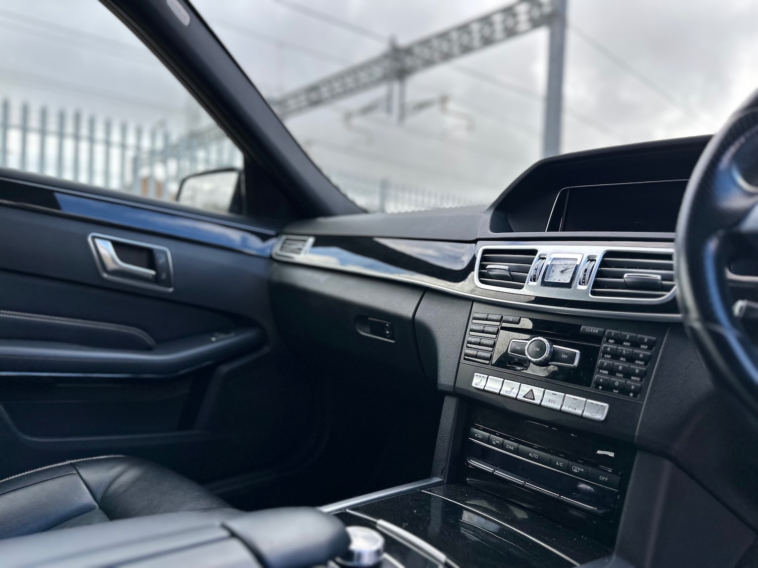 Used Mercedes-Benz E Class 2013 for sale - 77558702: Photo 12