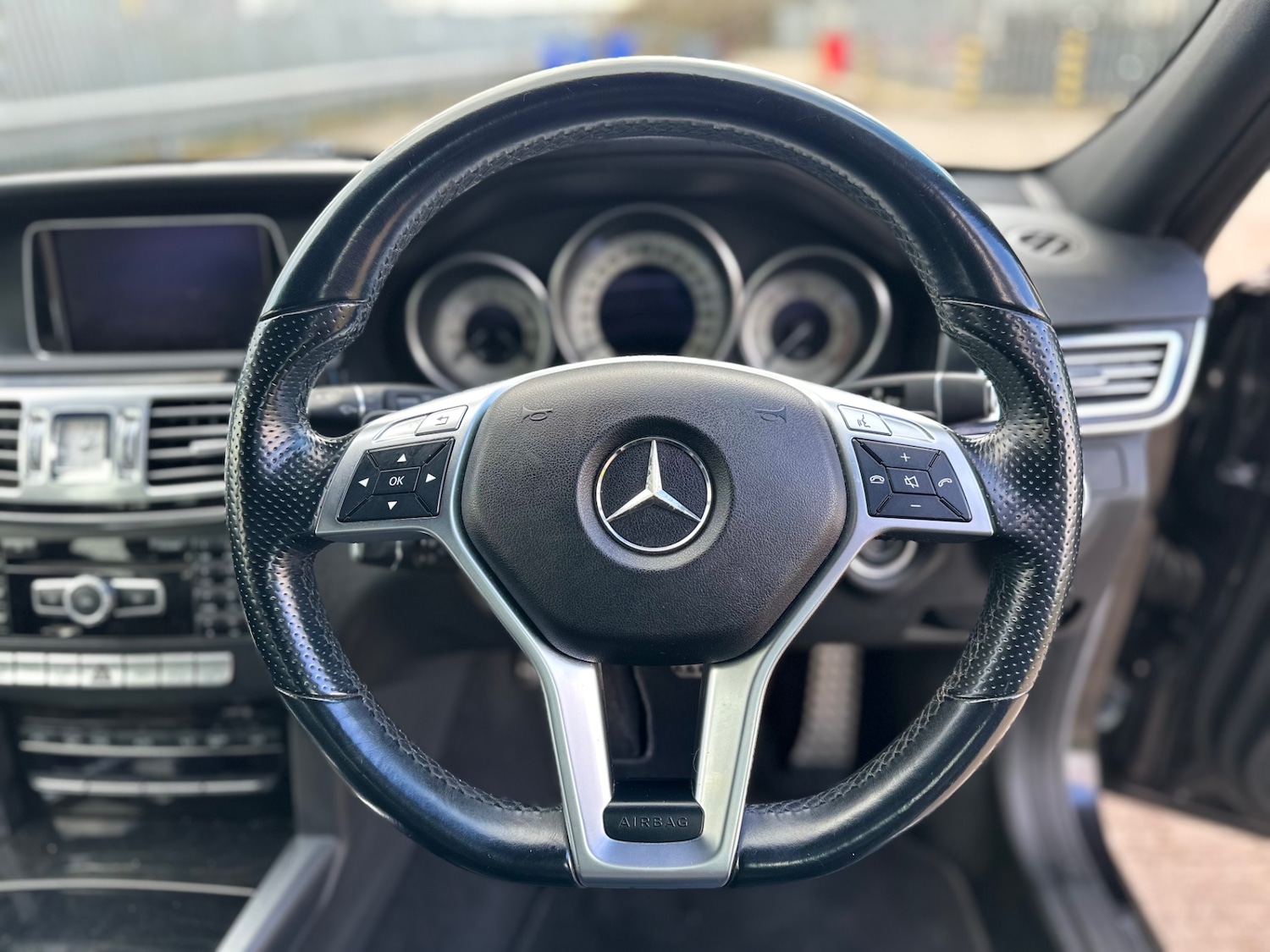 Used Mercedes-Benz E Class 2013 for sale - 77558702: Photo 13