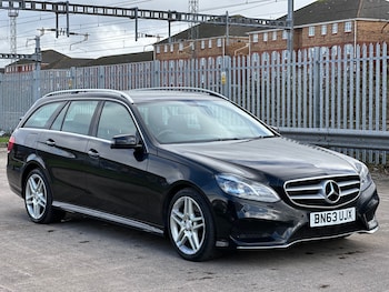 Used Mercedes-Benz E Class 2013 for sale - 77558702: Photo